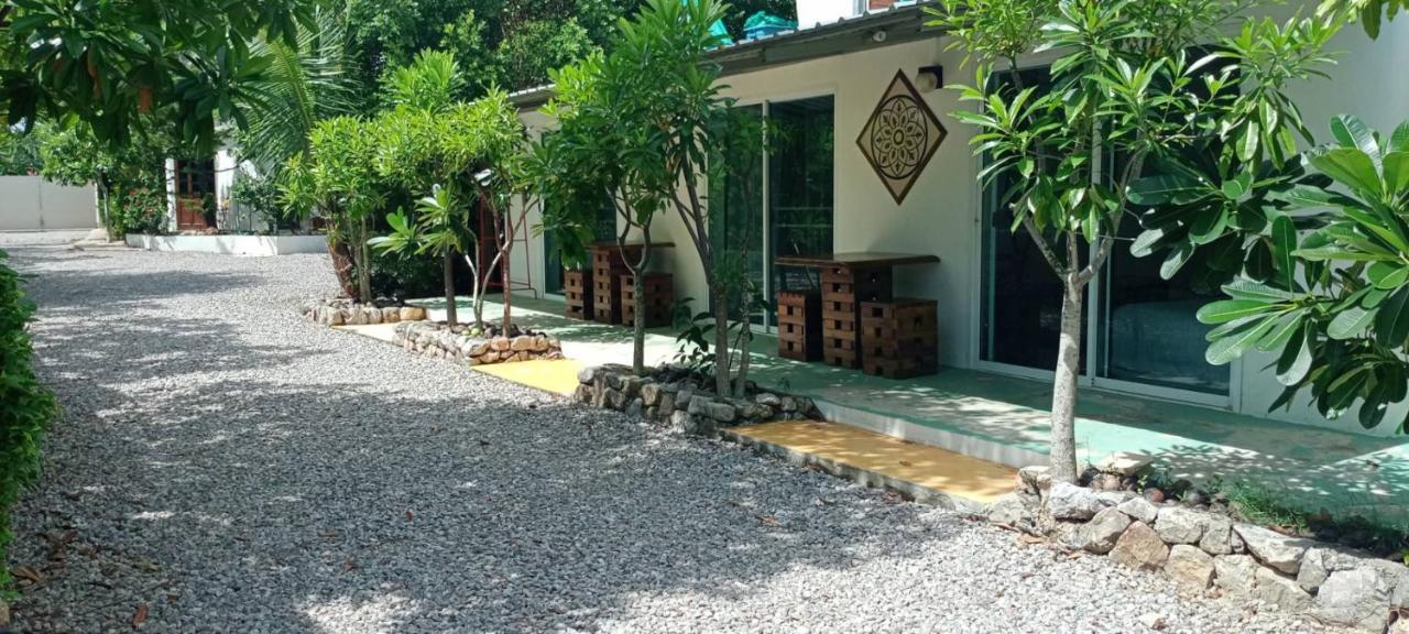 Mem Homestay ชุมพร ภายนอก รูปภาพ
